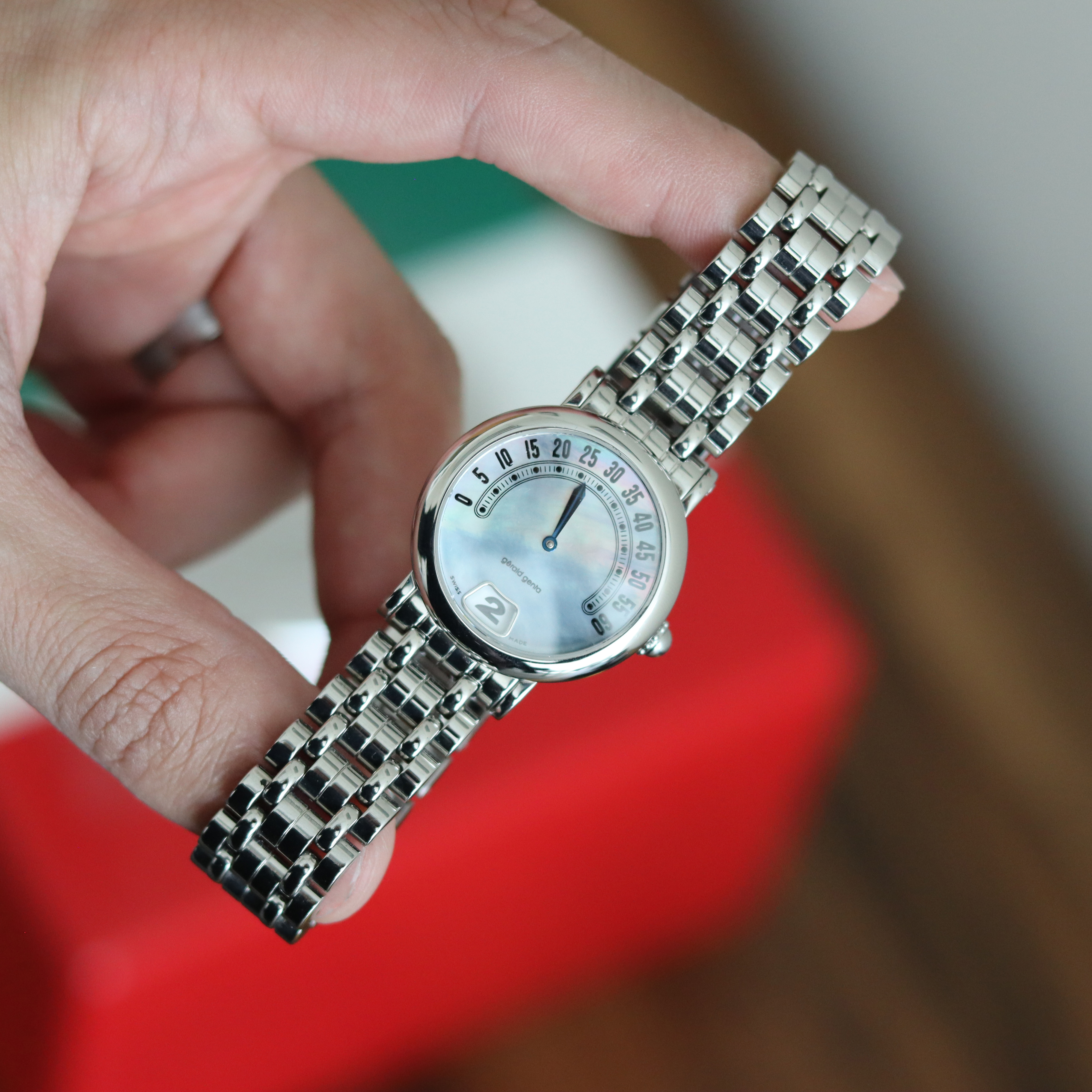 Gérald Genta Retro Classic 