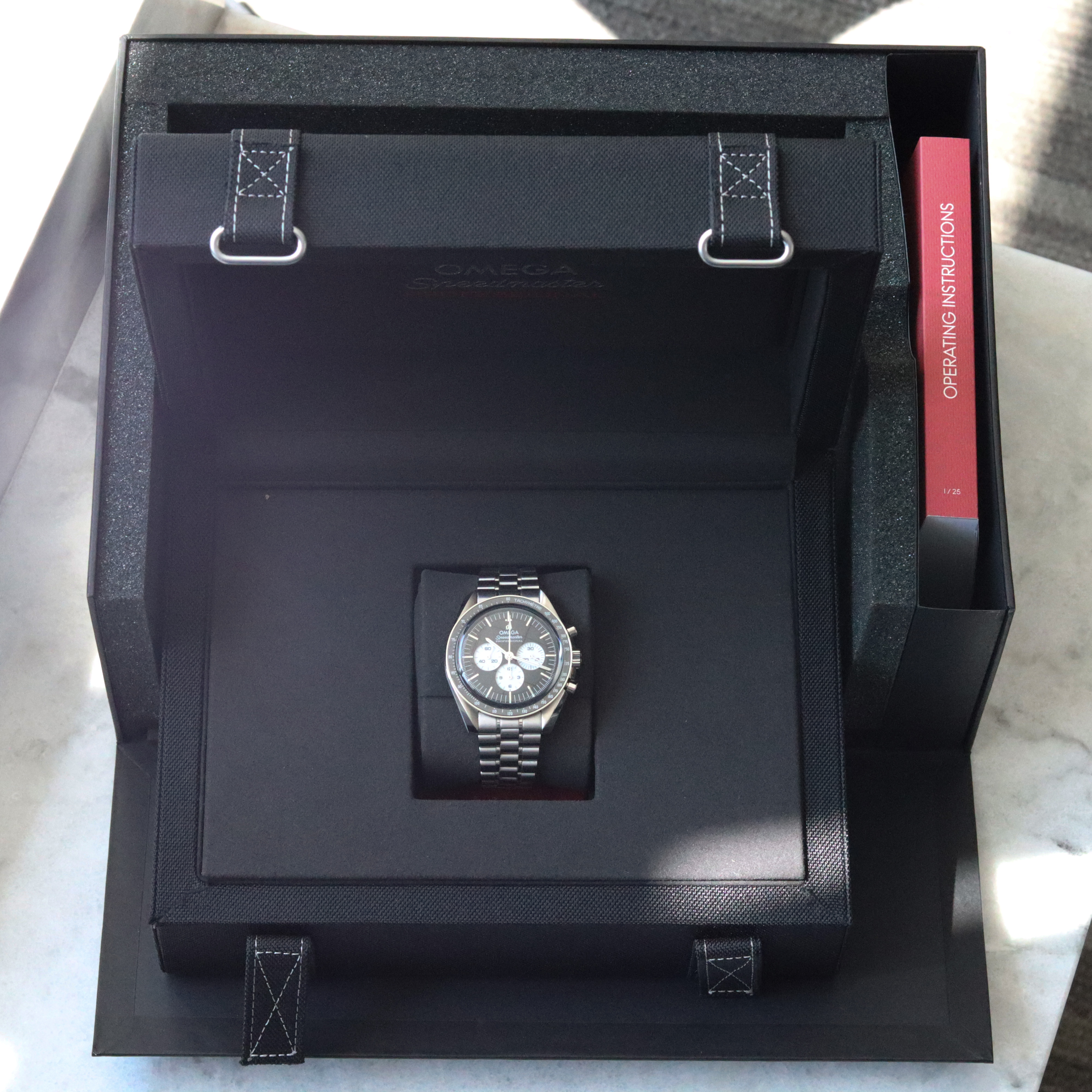 Omega Speedmaster Moonwatch 