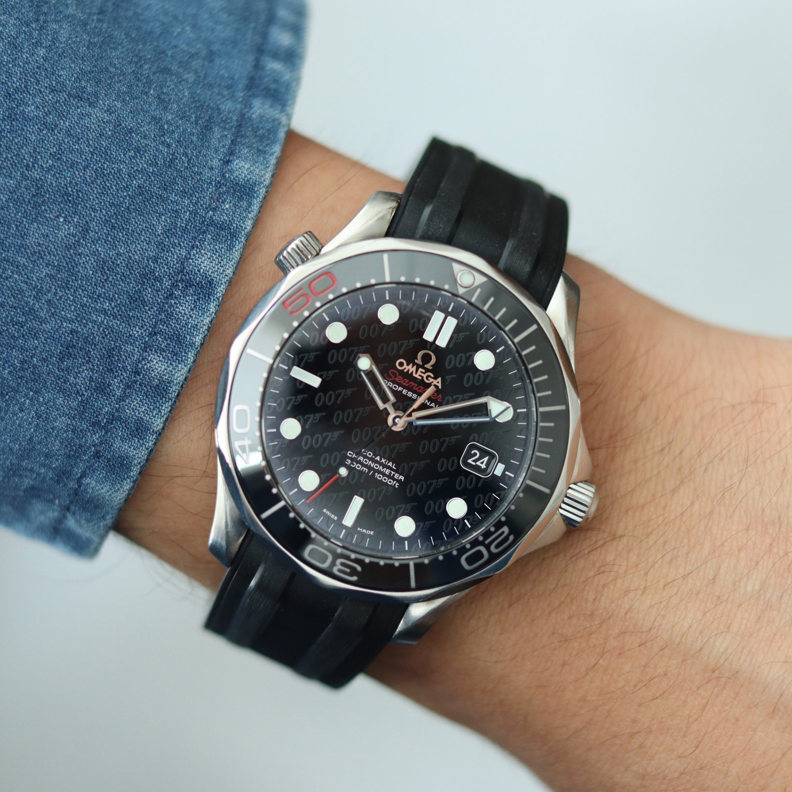 Omega Seamaster Diver 300M 